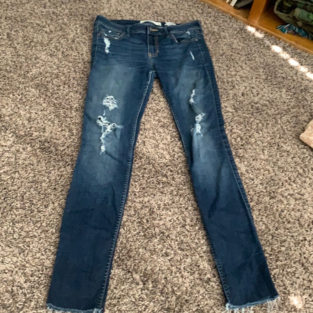 Hollister size 5R jeans